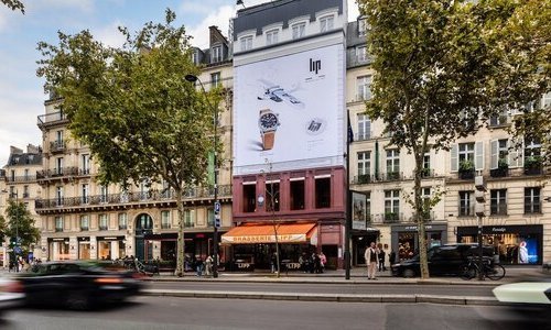 L'aventure Horlogerie LIP x Brasserie LIPP se poursuit... avec un sac